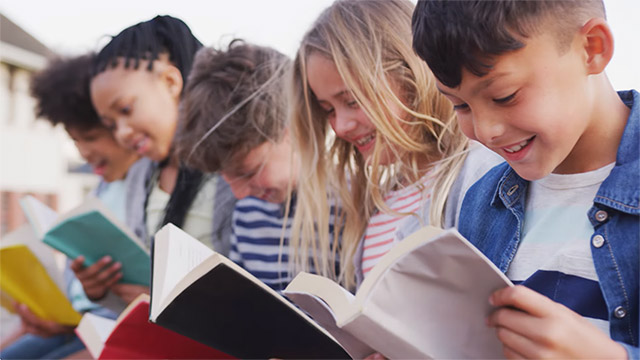 Thumbnail image for Summer Reading Welcome Video